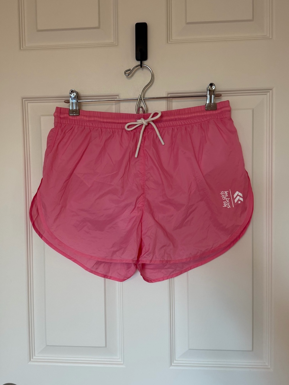 Barry's Bootcamp Les Girls Les Boys Shorts, L